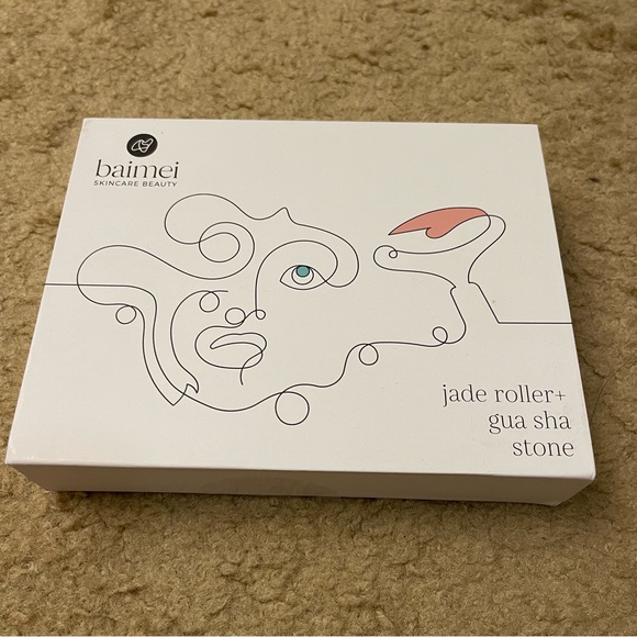 BNIB Jade Roller & Gua Sha Stone - Picture 11 of 11